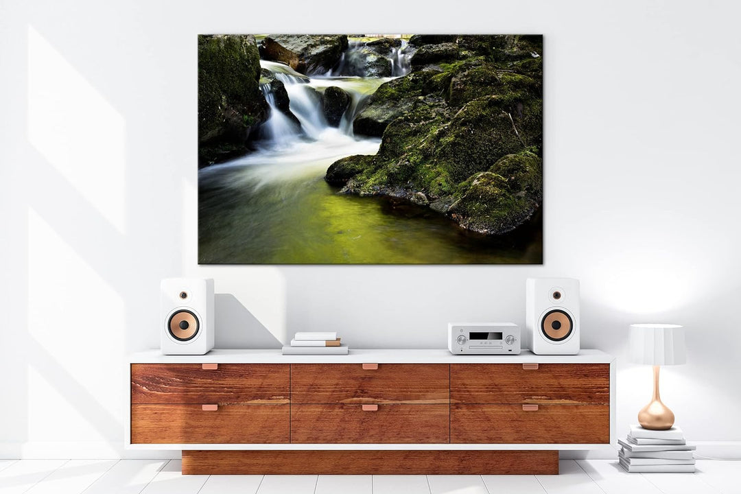 deyoli idyllischer Wasserfall in Irland im Format: 80x60 als Leinwandbild, Motiv fertig gerahmt auf