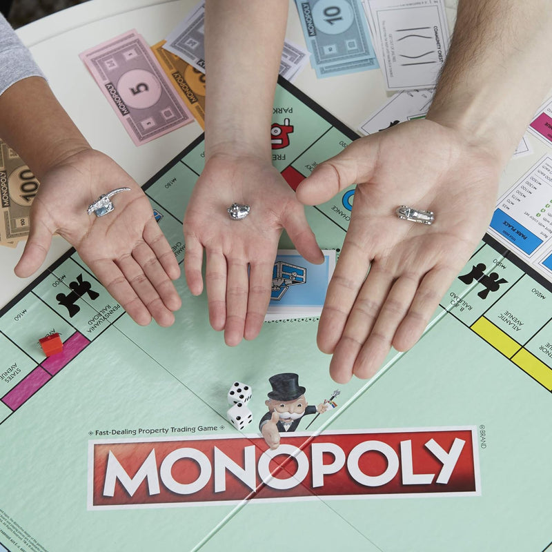 Hasbro C1009302 Monopoly Classic, klassisches Brettspiel für die ganze Familie für 2 bis 6 Spieler,
