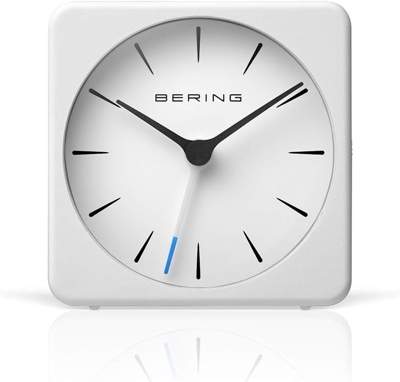 BERING Damen und Herren Alarmclock Quarz Movement - Home Decor Collection mit Kunststoff Glas 90066-