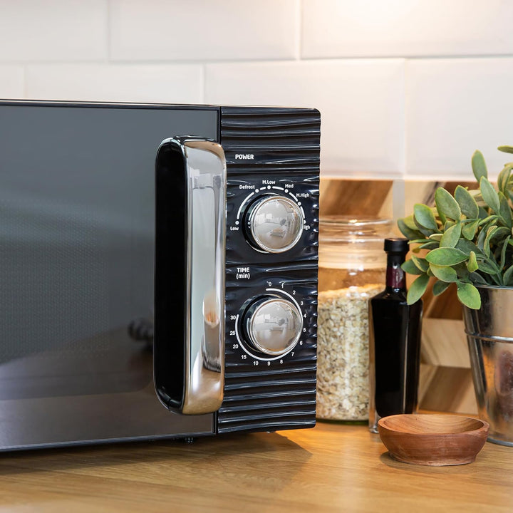 Russell Hobbs RHM1731B Inspire Solo Mikrowelle, 17 Liter, 700W, Schwarz, mit 5 Leistungsstufen, Time