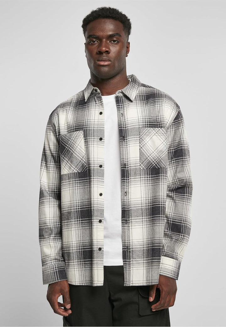 Urban Classics Herren Mock Check Shirt, legeres Hemd für Männer mit Brusttasche und überschnitten Sc