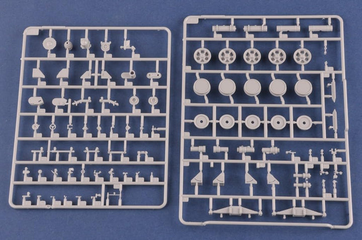Hobbyboss HBB84545 Plastikmodellbausatz versch.