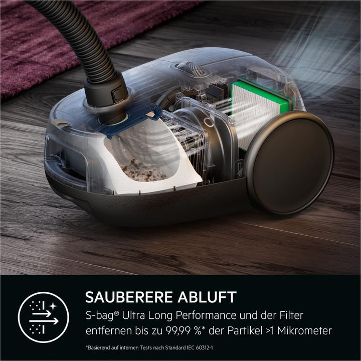 AEG CLEAN 6000 AB61C2DB Staubsauger mit Beutel / hohe Saugleistung / inkl. Polsterdüse / 50 % Recycl