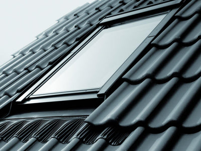 Velux Dachfenster GGL Schwingfenster 66x98cm FK04 3070 Thermo Kiefer Natur mit Eindeckrahmen für Bie