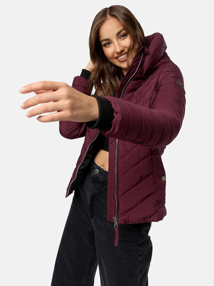 MARIKOO Damen Übergangsjacke leichte Steppjacke kurz mit Abnehmbarer Kapuze Kagomee XS-XXL XL Wine,