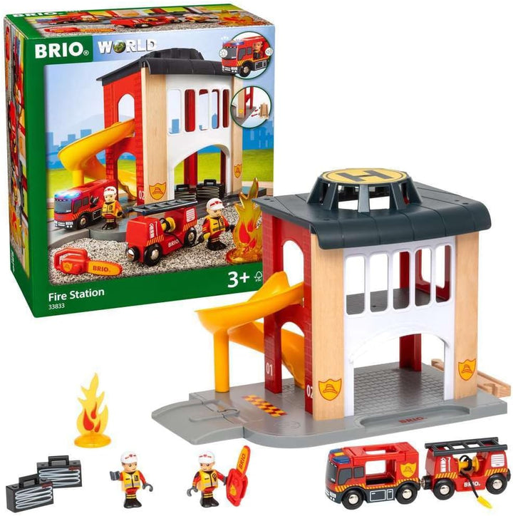 BRIO World 33833 Grosse Feuerwehr Station - Feuerwache mit Feuerwehr-Einsatzfahrzeug & World 33835 G