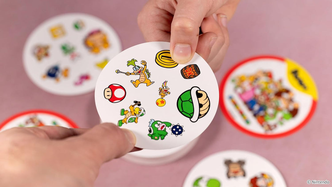 Asmodee - Dobble: Super Mario – Gesellschaftsspiele – Kartenspiel – Spiel für Kinder, Erwachsene und