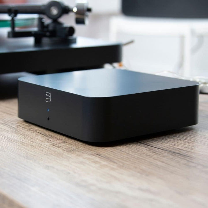 Bluesound HUB vielseitiges Netzwerk-Zubehör - Schwarz Bluesound