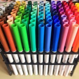 FIBRACOLOR 100 Farben - Koffer 100 Filzstifte konisch in 100 verschiedenen Farben superabwaschbar