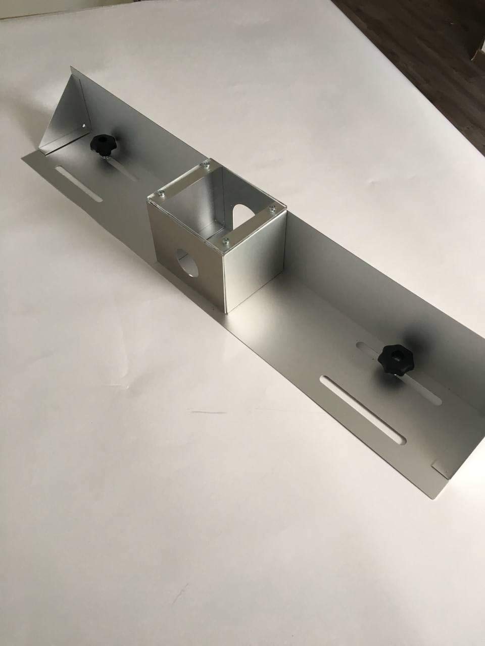 Tuneon Fräsanschlag Aluminium Frästischanschlag Oberfräse mit Absaugmodul