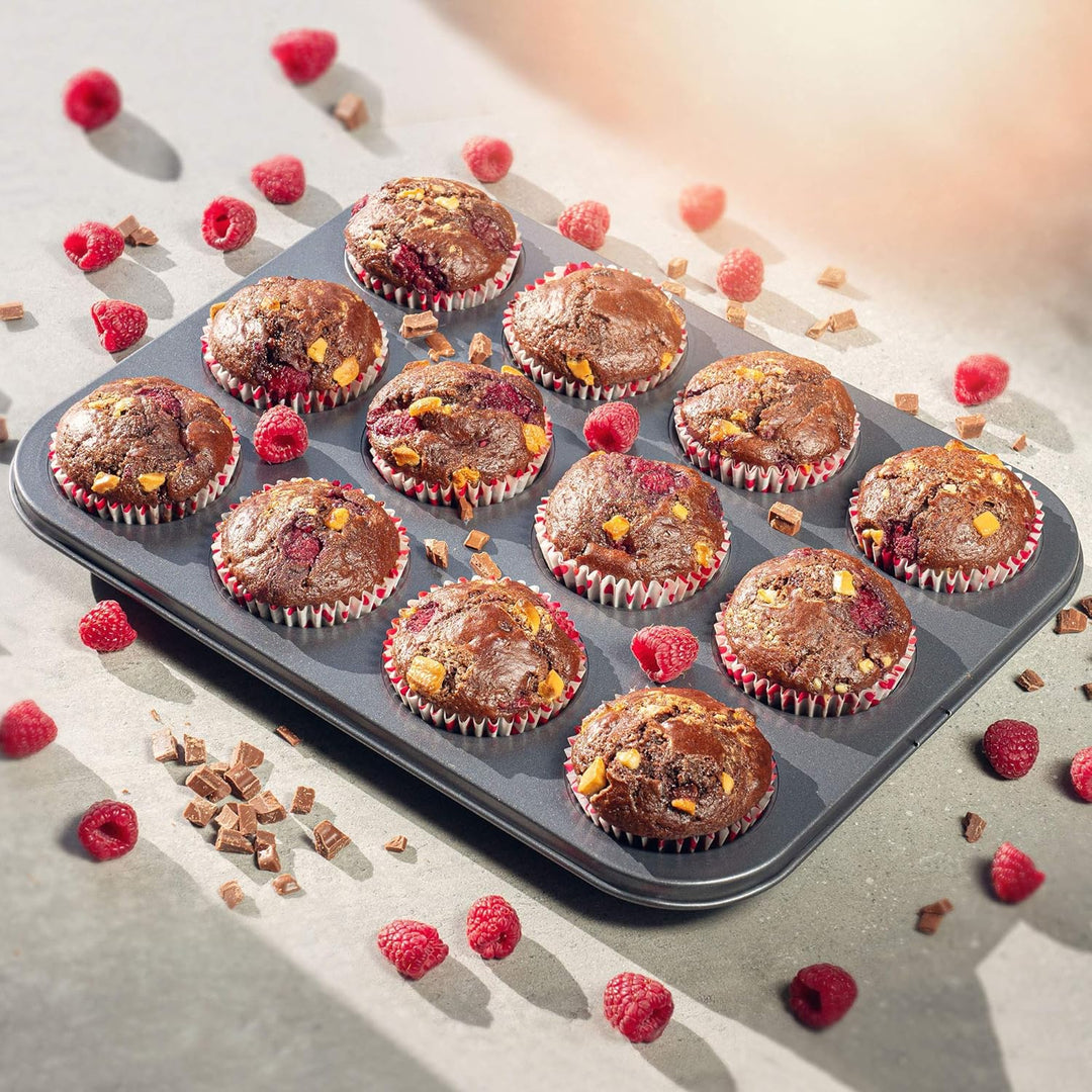 KADAX Muffinform 35 x 26.5 X 3 cm, Backform für 12 Muffins, aus Stahl, grosse Wölbungen, optimale Hi