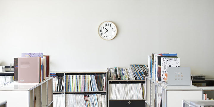 Lemnos Wanduhr Riki Clock/Designer Wanduhr ohne Tickgeräusche aus Japan/Wanduhr modern mit schleiche
