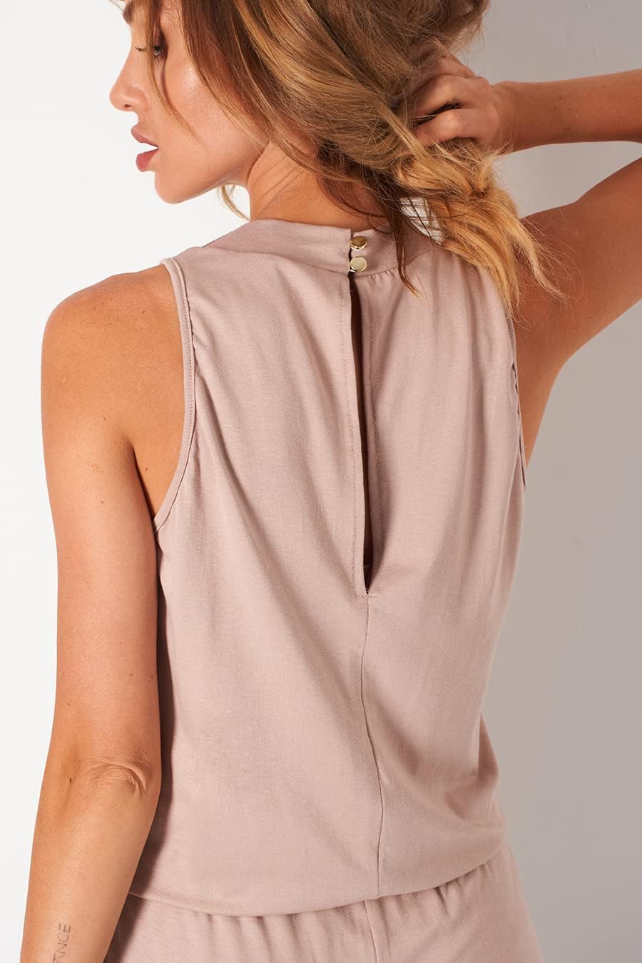 Lemoniade stylischer Jumpsuit V-Ausschnitt und raffinierten Details als Neckholder, Kurzarm oder Lan