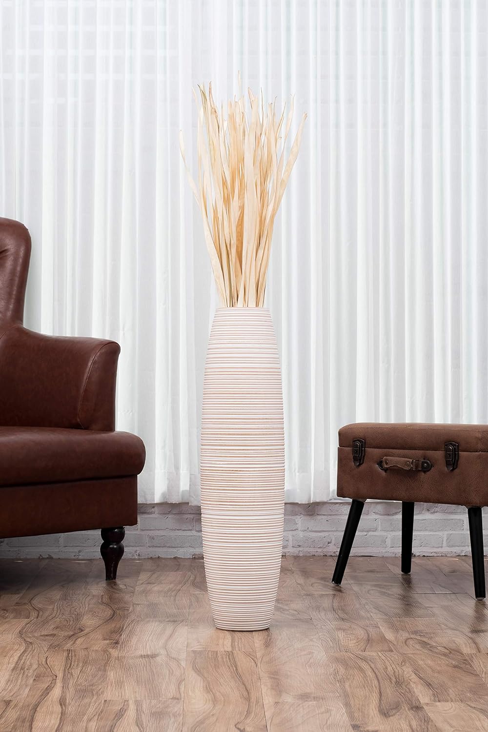 Leewadee Grosse Bodenvase für Dekozweige hohe Standvase Design Holzvase, Holz, 70 cm, White Wash 70