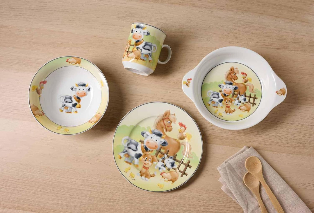 Ritzenhoff & Breker Kindergeschirr-Set Hoftiere 3-teilig | Kinderbecher (270 ml), Teller (19 cm) und