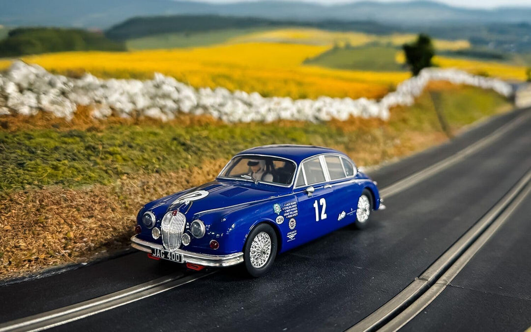 Scalextric Jaguar MK2 - Grant Williams Racing Slotcar, Blau, Jaguar MK2