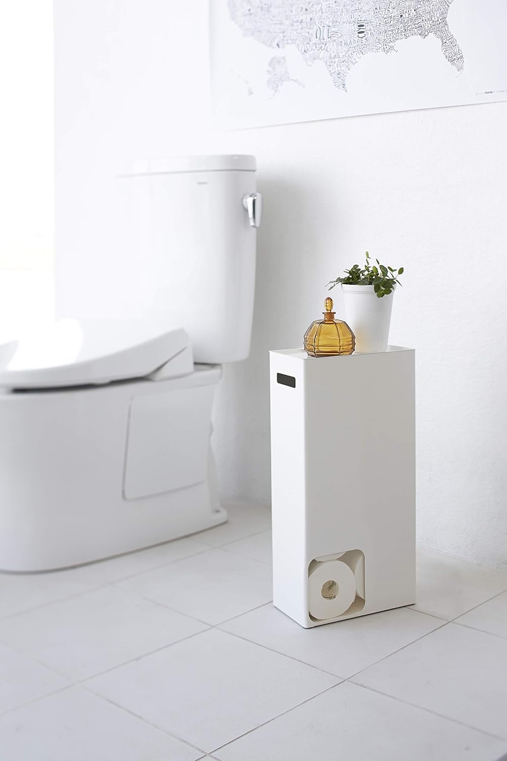 YAMAZAKI 'Tower' 3455 Toilettenpapierspender, Stahl, Weiss, 8 Rollen, Klopapier Aufbewahrung, Toilet