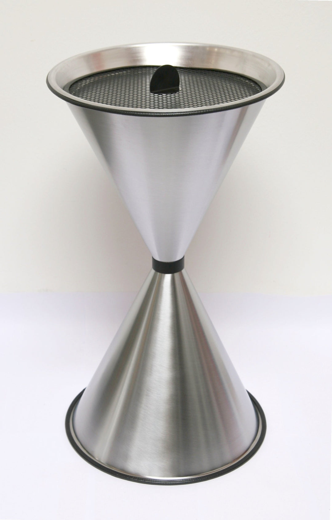 Standaschenbecher Diabola 71x40 cm + 25 kg Quarzsand Aluminium Marke Szagato Made in Germany (Indust
