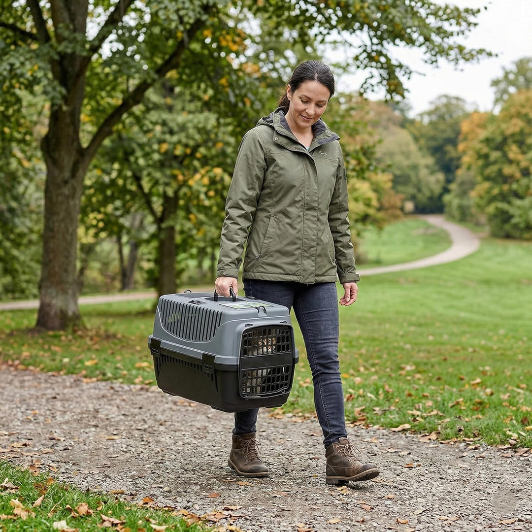 HAPPET Tiertransportbox Molly M Grau & Schwarz 55x36,5x33 cm – Robuste, gut belüftete Transportbox a