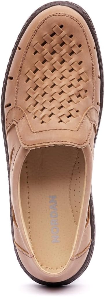 Herrenschuhe aus echtem Leder. Anzugschuhe Herren mit hohem Komfort. Bequeme Schuhe Herren zum Anzug
