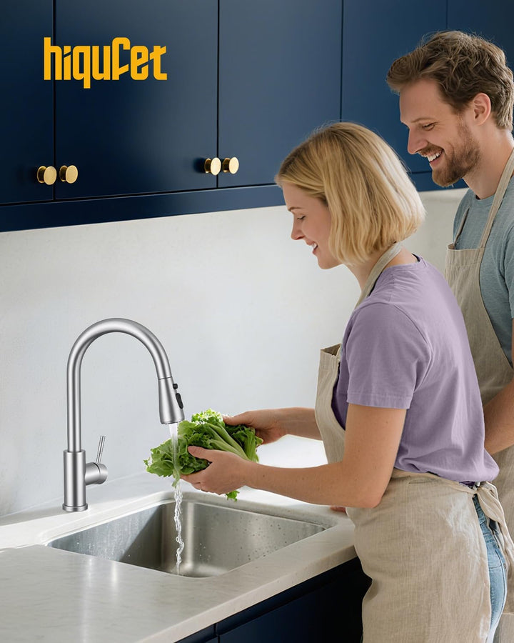 Küchenarmatur, Ausziehbarer Wasserhahn mit Edelstahl-Sprühbrause und 3 Sprühfunktionen, 360° schwenk
