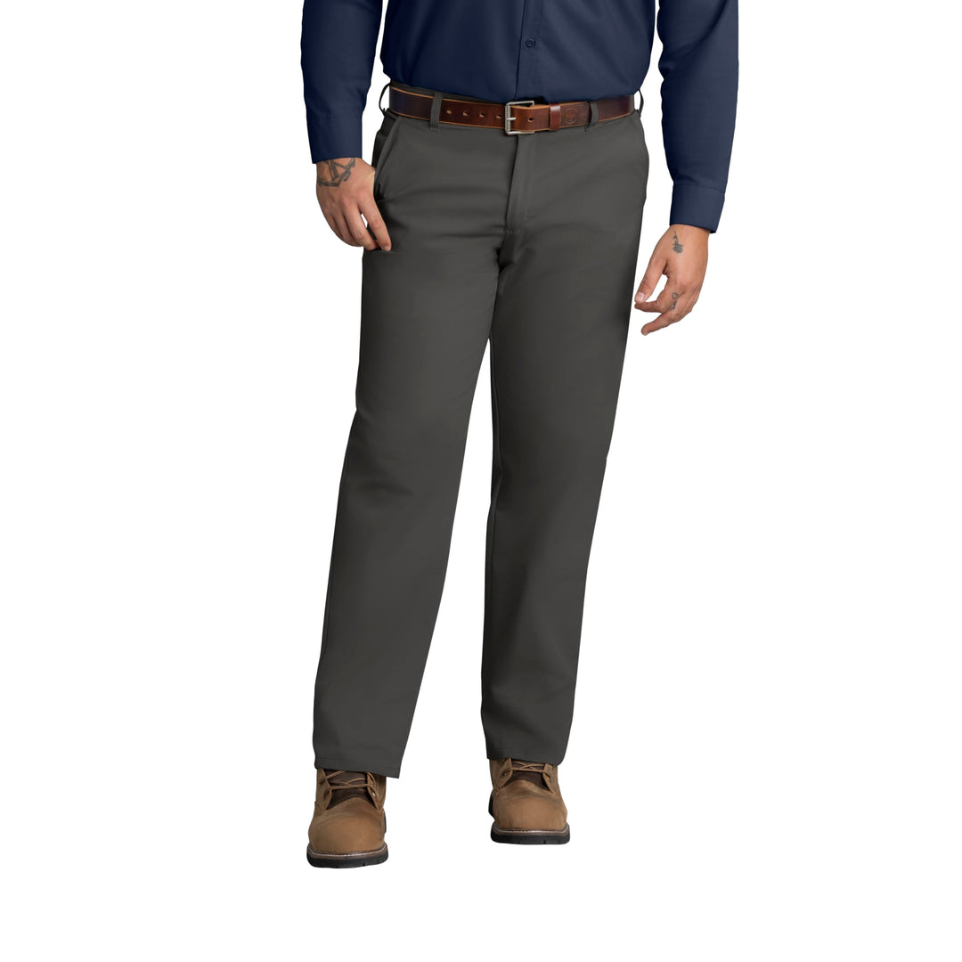 Red Kap Herren Knitterfreie Arbeitshose mit normaler Passform aus Twill-Mischgewebe Hose 42W / 32L A