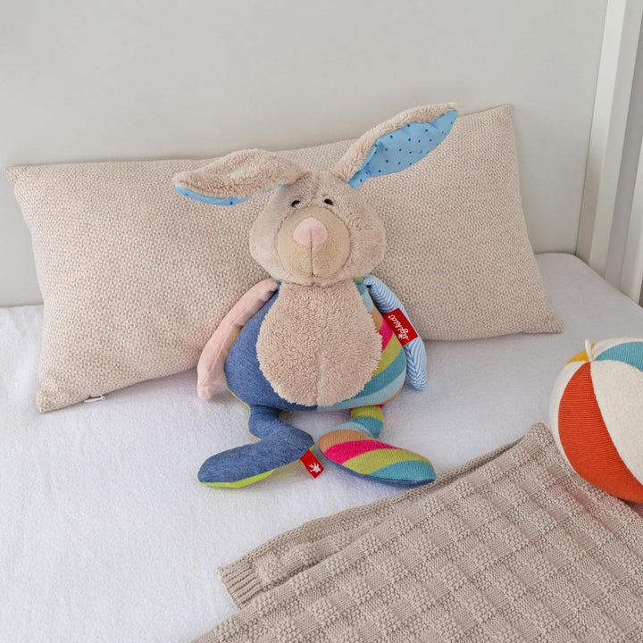 sigikid 39851 Patchwork Stofftier, Mehrfarbig/Hase, Mehrfarbig/Hase