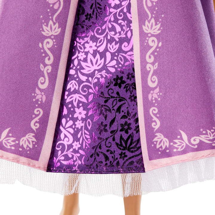 Mattel Disney Princess Rapunzel-Modepuppe aus der Glitzerprinzessinnen-Reihe mit abnehmbarem Kleid u