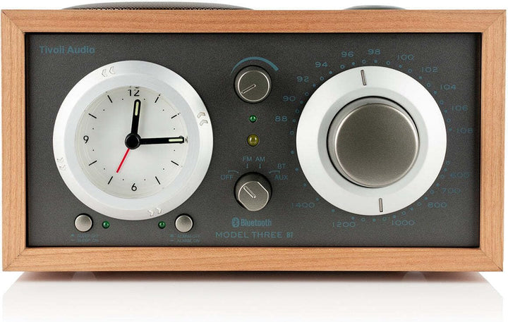 Tivoli Audio Model Three Bluetooth UKW-/MW-Radiowecker (Kirsche / Taupe), Kirsche / Taupe