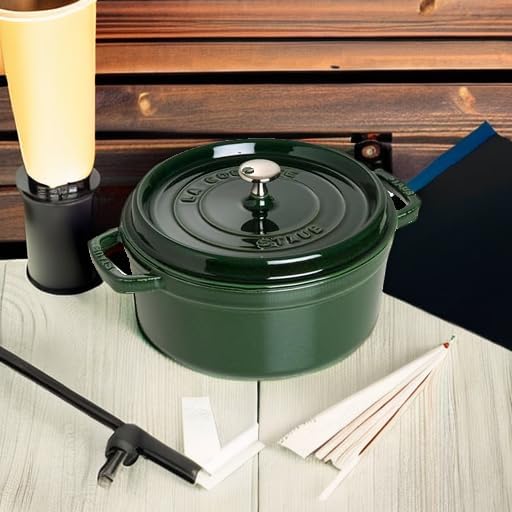 STAUB Gusseisen Bräter/Cocotte, Rund 26 cm, 5 L, Aromaregen Funktion für optimale Befeuchtung, Für a
