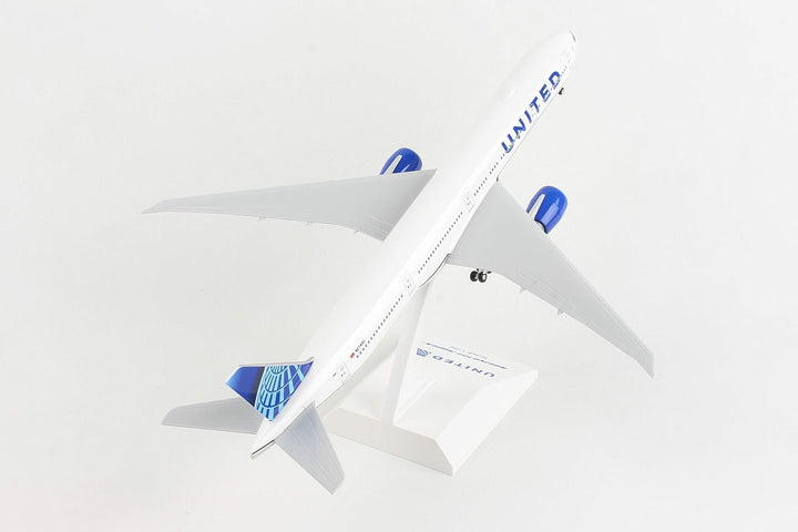 SKR1054 Boeing 777-300ER United Airlines NL 2019 N2749U Scale 1/200 Modern 1/200, Modern 1/200