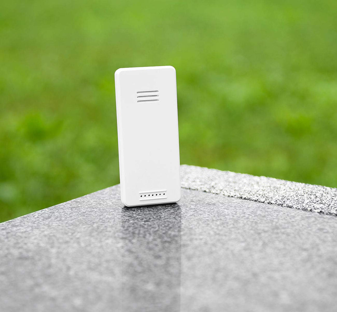 infactory Indoor Wetterstation: Funk-Wetterstation mit Aussensensor, Display-Touchfunktion, Wettertr