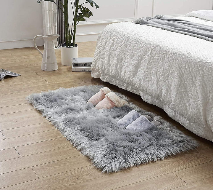 HEQUN Faux Lammfell Schaffell Teppich Kunstfell Dekofell Lammfellimitat Teppich Longhair Fell Nachah