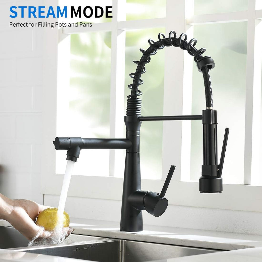 TIMACO Wasserhahn Küche Schwarz - 360° schwenkbar mit Spiralfeder Brause ausziehbar Gastro Hochdruck