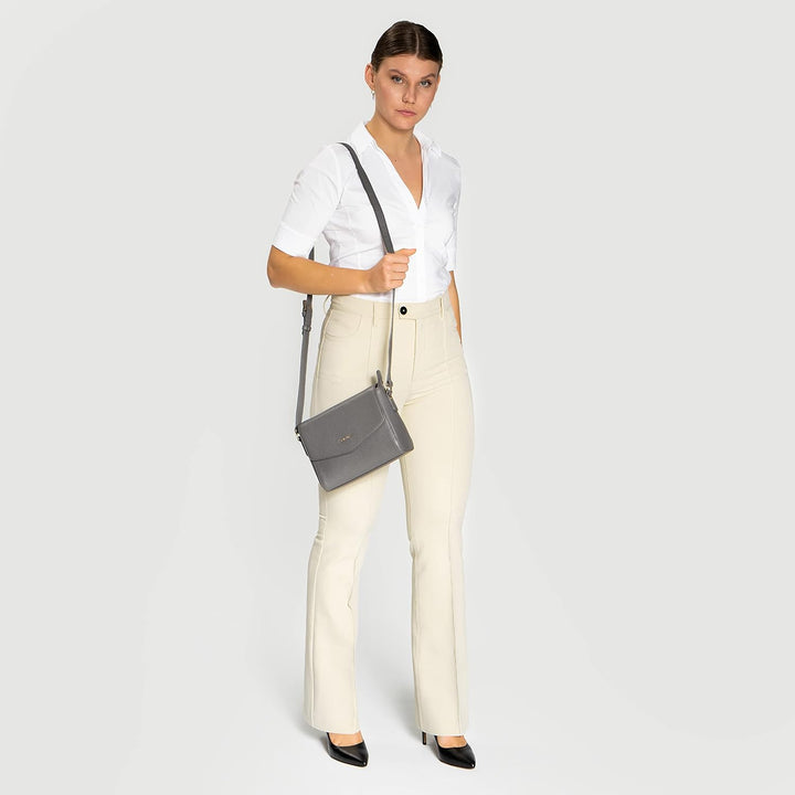 Lazarotti Bologna Leder Umhängetasche Damen | verstellbarer Schultergurt | mittelgrosse Crossbody Ba