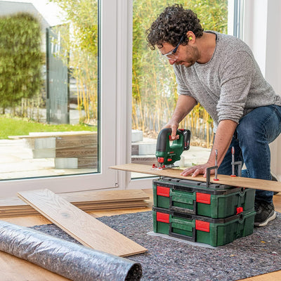 Bosch Akku Stichsäge UniversalSaw 18V-100 (ohne Akku, 18 Volt System, 15 tlg. Stichsägeblatt-Set, im