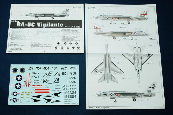 Trumpeter 02809 Modellbausatz North American RA-5C Vigilante