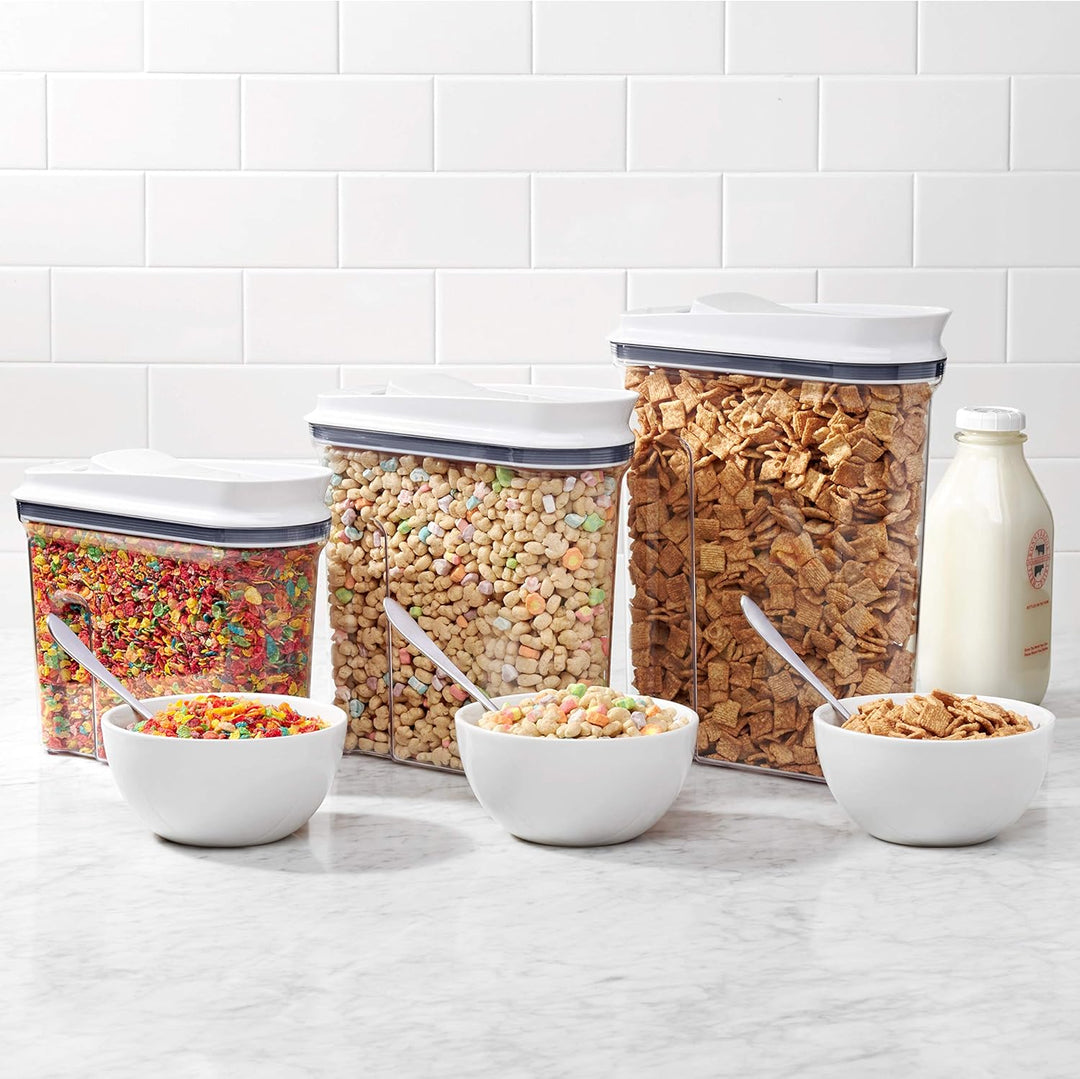 OXO Good Grips POP Müslispender klein (2,3 l) – Vorratsdose mit Deckel für eine luftdichte Aufbewahr
