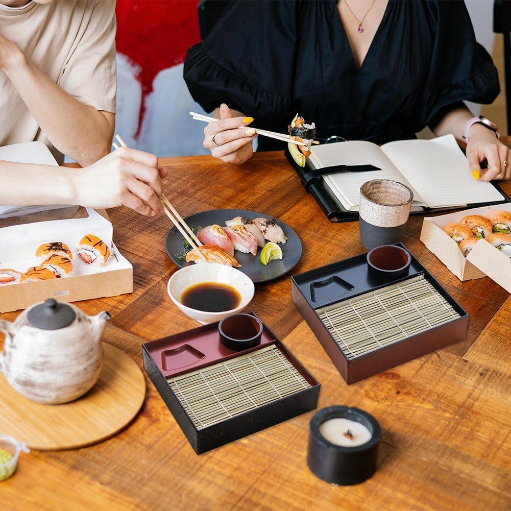 Japanischer Soba-nudelteller, Traditioneller Kalter Nudelteller, Gericht Kalten Nudeln, Sushi-Teller