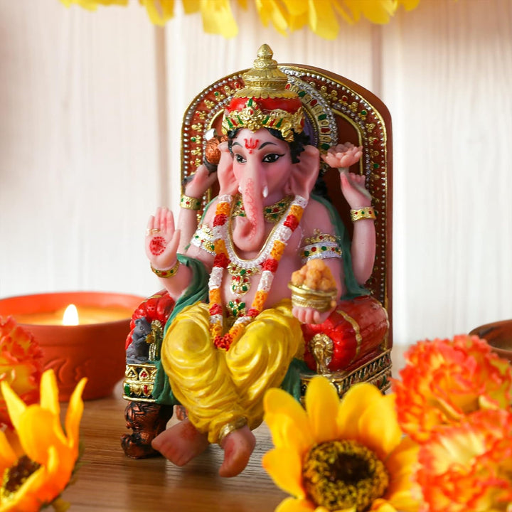 alikiki Ganesha-Statue, Hindu-Gott, indisches Idol, sitzender Lord Ganesha-Statue, Indien, Murti-Art