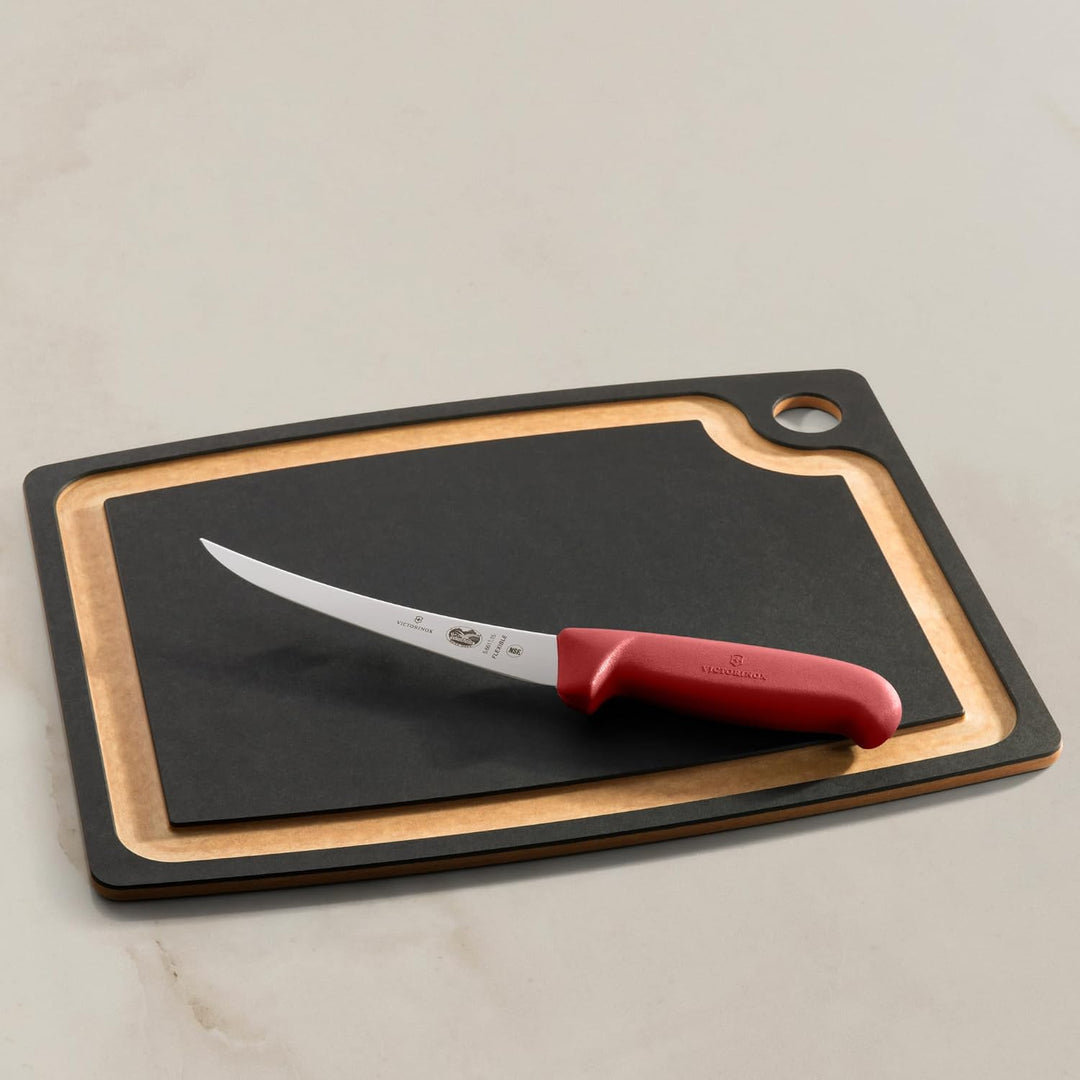 Victorinox Fibrox Ausbeinmesser, Scharfes Küchenmesser für Fleisch und Fisch, 15 cm, Gebogene Klinge