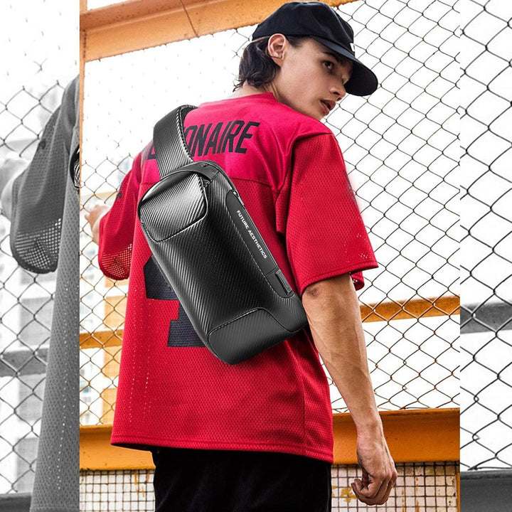 FANDARE Brusttasche, Sling Crossbody Bag mit USB, für Herren und Damen, Business, grosse Schultertas