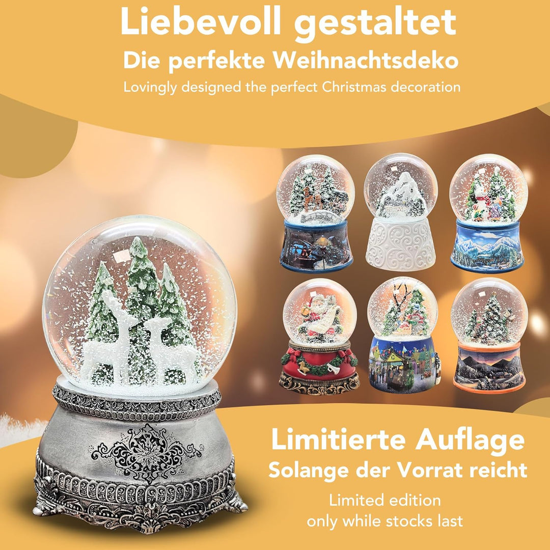 Schneekugel Hüttenzauber 2 weisse Rehe vor Tannenbaum | Sockel Zinnoptik Ornamente | mit Spieluhr |