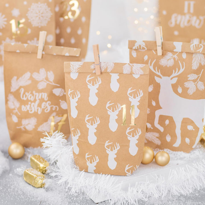 Papierdrachen Adventskalender 2025 zum Befüllen - 24 bedruckte Papiertüten mit Zahlenaufklebern & Kl