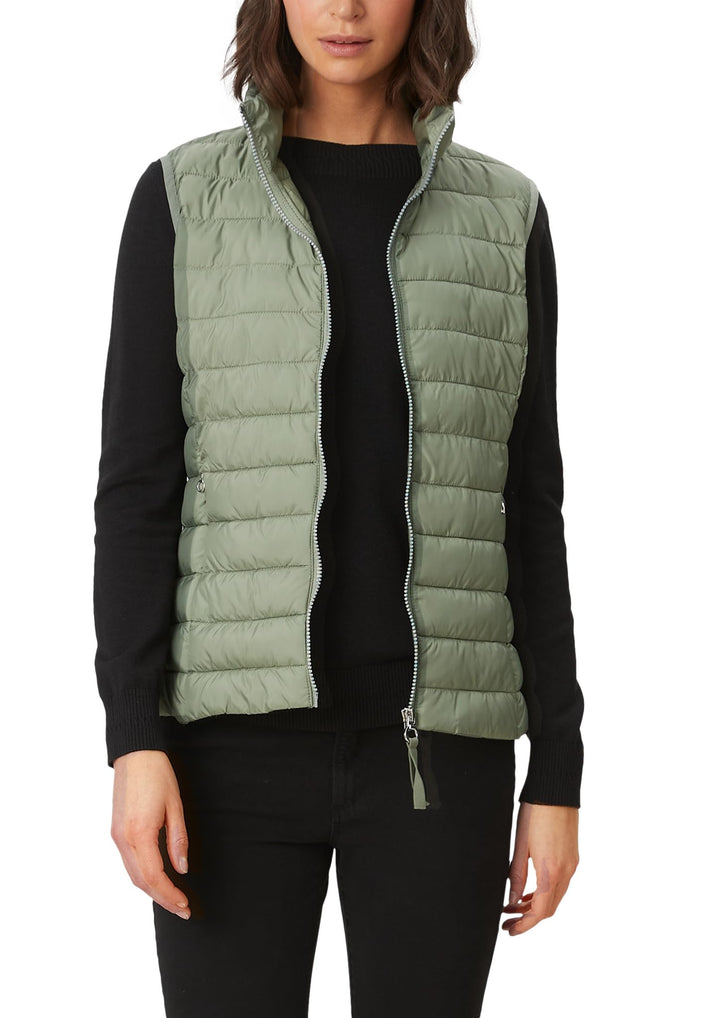 s.Oliver Herren Steppweste – Slim Fit, leicht gefüttert, Stehkragen – Funktional für Outdoor, Überga