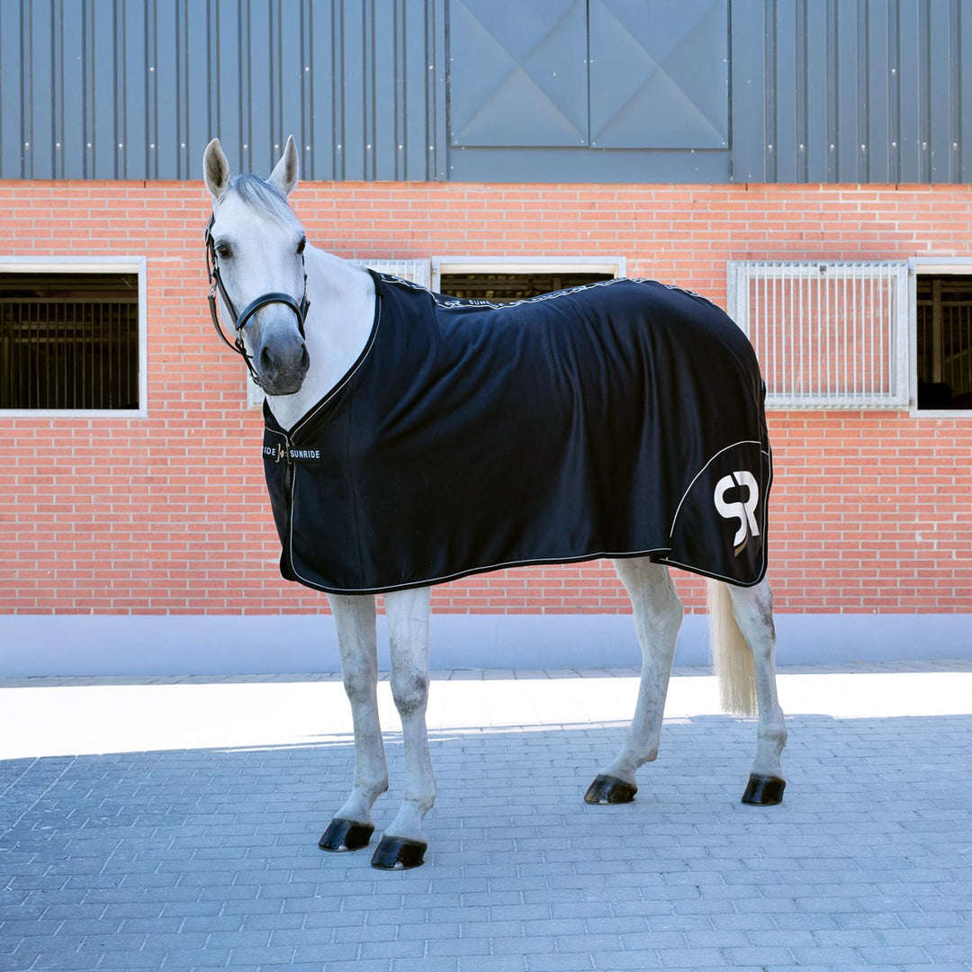 Sunride Abschwitzdecke für Pferde (Boston) aus Softshell mit Fleece - schnelltrocknend, reflektieren
