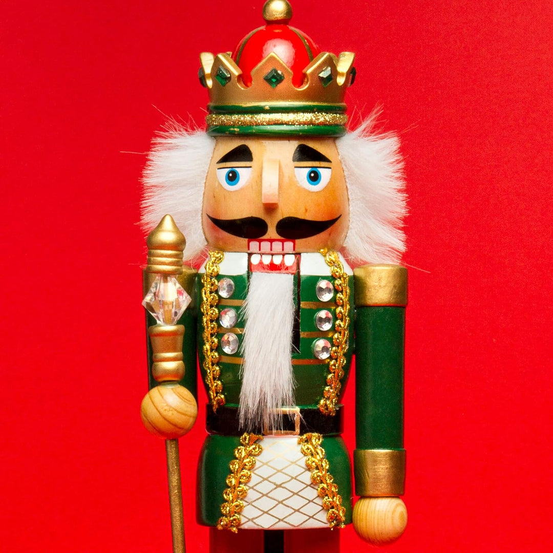 Sikora NK-D aufwändig gestaltete Deko Nussknacker Figur aus Holz, Farbe/Modell:D01 grün/rot - KÖNIG,