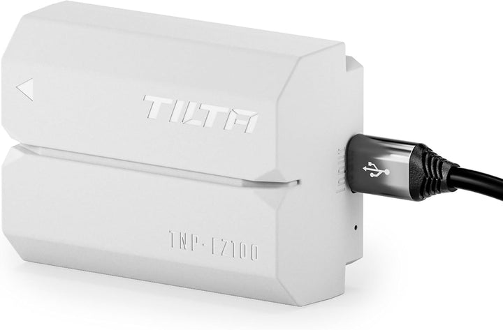 TILTA NP-FZ100 Ersatzakku- und Ladegerät-Set,mit 2 Akkus à 2400 mAh und Vierkanal-USB-C-PD-45-W-Schn