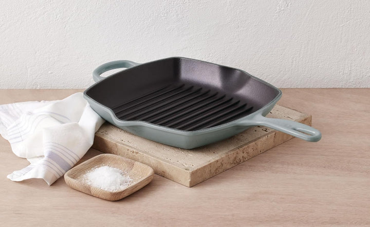 LE CREUSET Signature Gusseisen-Grillpfanne, Quadratisch, 26 cm, Für alle Herdarten inkl. Induktion g