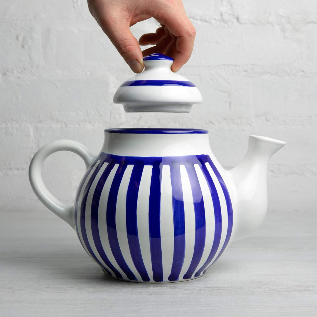 City to Cottage® - Teekanne für 4-6 Tassen | Blau-Weiss gestreift | Handgemacht | Teekanne Keramik G